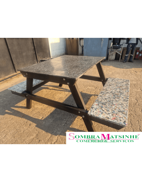 dining table from recycled plastic sheet